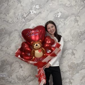 Букет из воздушных Шаров «влюбленный мишка» Букет из воздушных Шаров «влюбленный мишка»